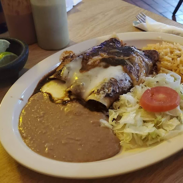 Mole Enchiladas
