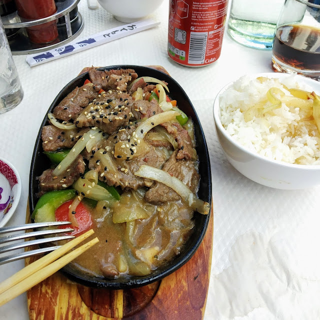 Boeuf Sur Planche Aux Oignons