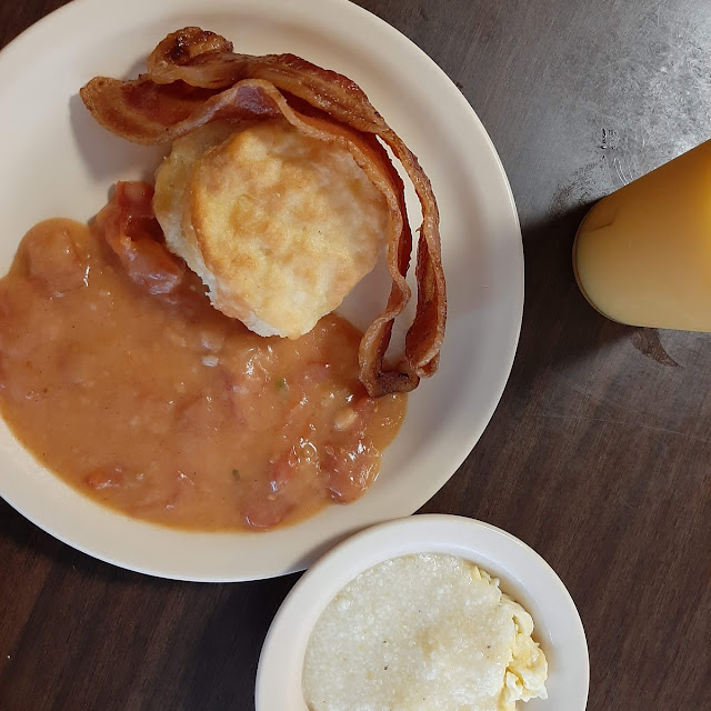 Tomato Gravy Biscuit Bacon and Grits