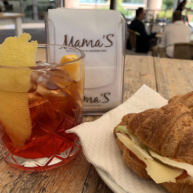 Negroni E Croissant Salati
