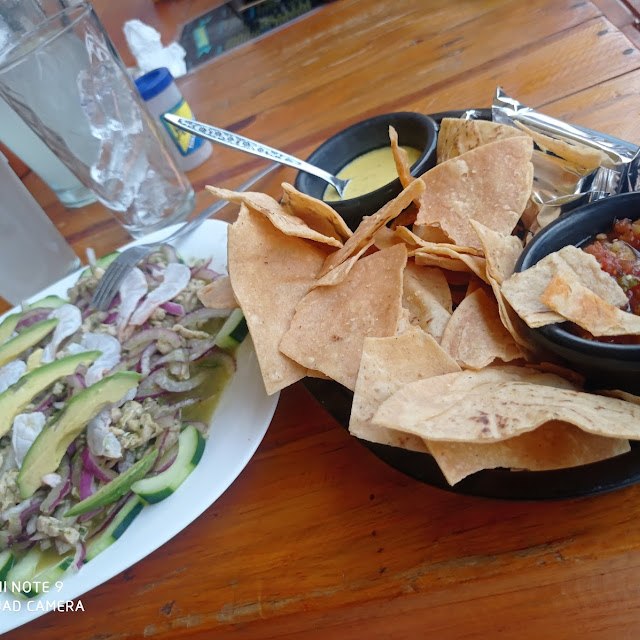 Totopos Con Salsa