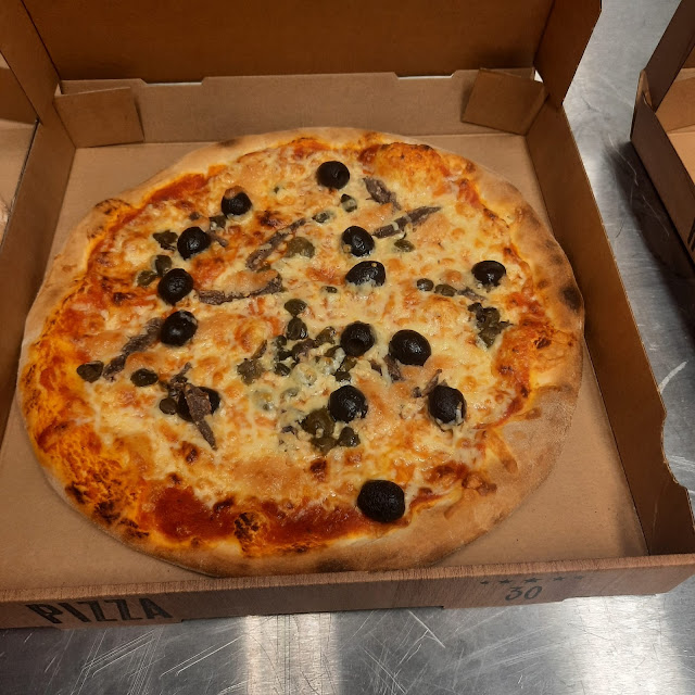 Pizza Napoli