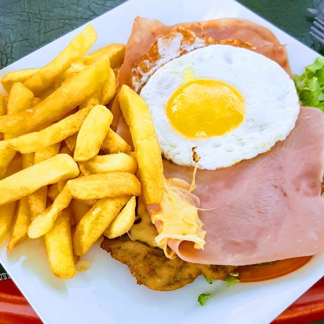 Milanesa A la Napolitana