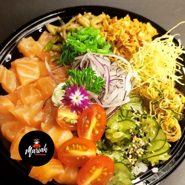 Poke de Salmão Cru Ou Grelhado Todos Acompanham Arroz Cream Cheese E Cebolinha