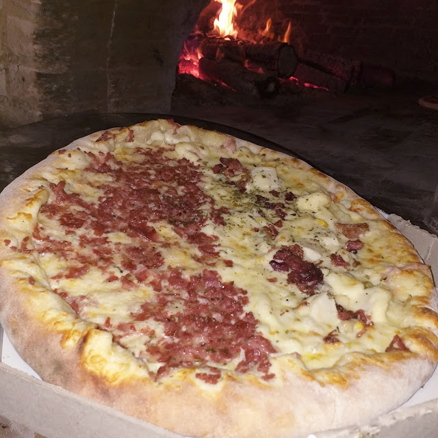 A Melhor Pizza de Limeira Forno A Lenha