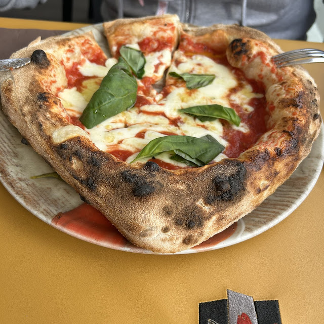 Pizza Margherita