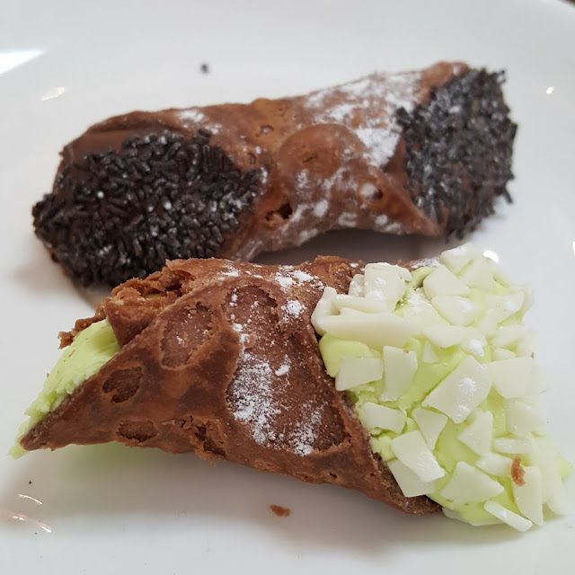 Cannoli
