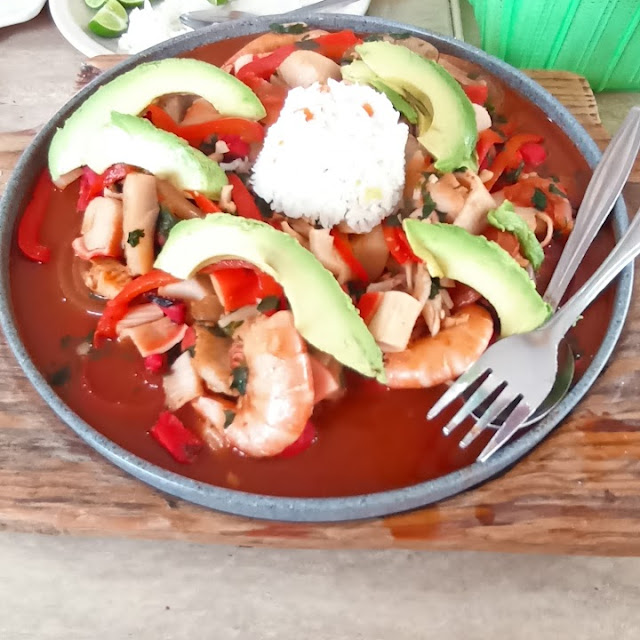 Comalada de Mariscos