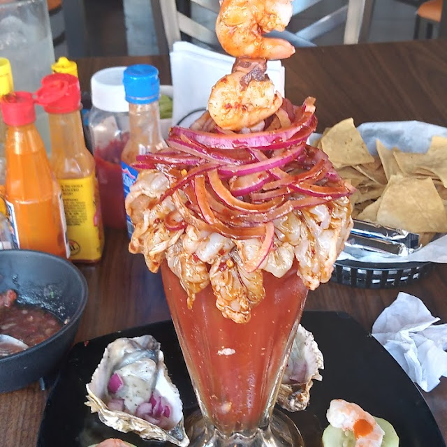 Molcajete Los Plebes