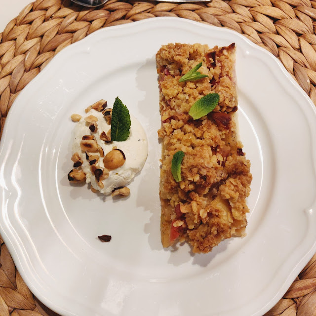 Apple Cake