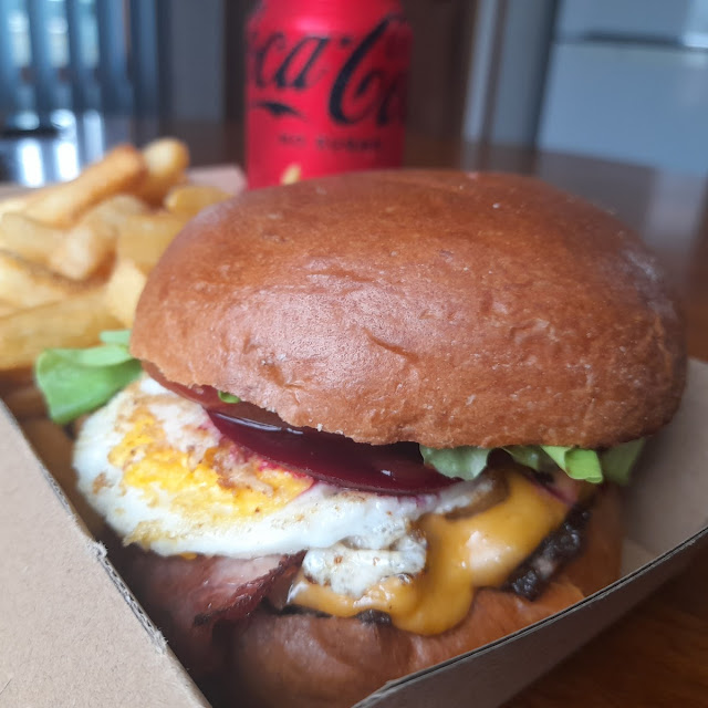 Aussie Burger Combo