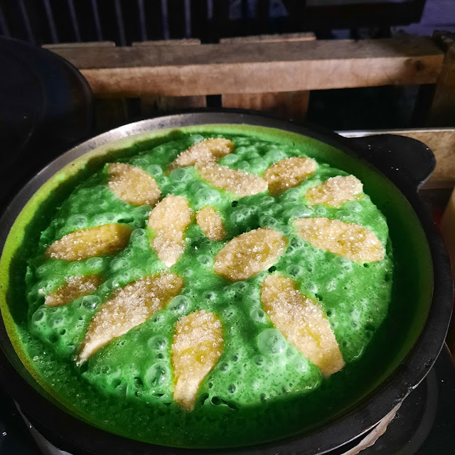 Martabak Manis Pandan Pisang Susu