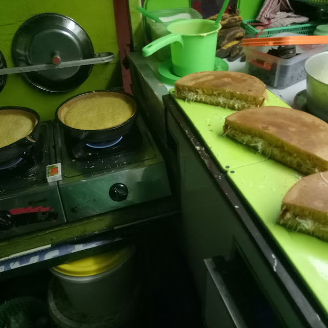 Martabak Manis Keju Susu