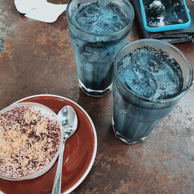 Charcoal Latte