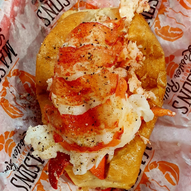 Bar Harbour Classic Lobster Roll