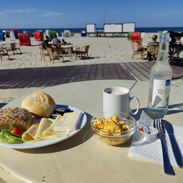 Käsefrühstück