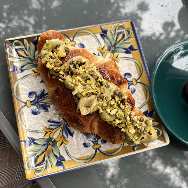 Croissant E Pistachio