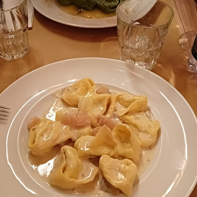 Traditional Tortellini with Egg Yolk