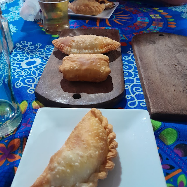 Empanadas de Carne Y Papas A la Provenzal