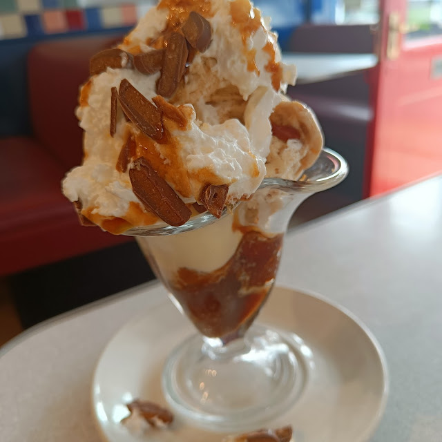 Toffee Dime Sundae