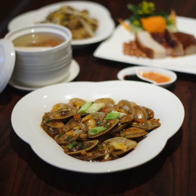 Braised Flower Clam with Spicy Wine