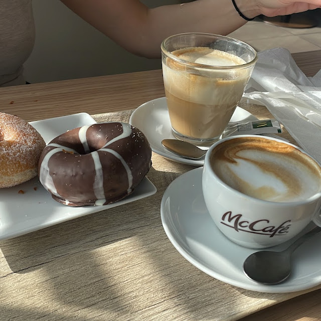 Cappuccino E Ciambelle