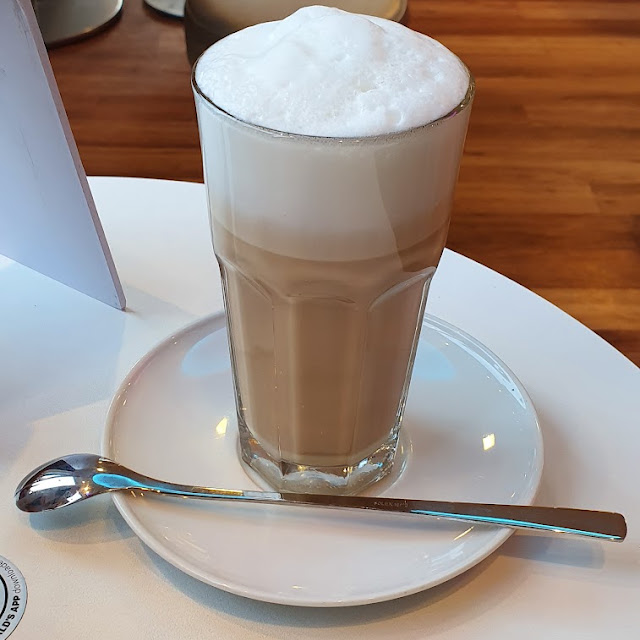 Latte Macchiato