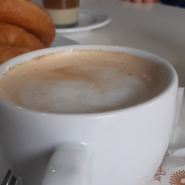 Café Con Leche
