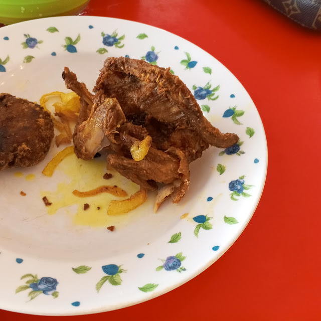 Puyuh Goreng Dan Bergedil
