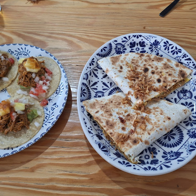 Tacos Al Pastor Y Quesadilla