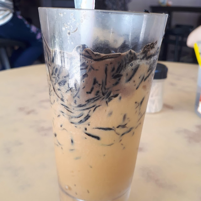Teh AIS Raja Sultan