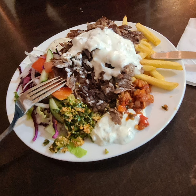 Dönerteller Menü