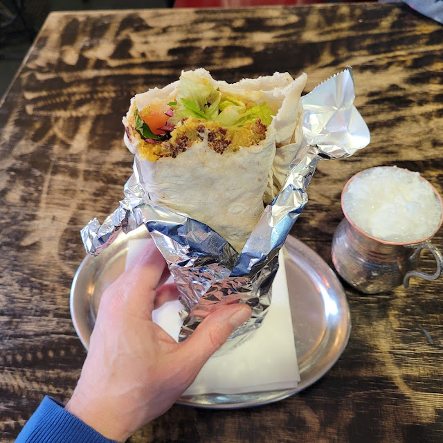 Falafel Dürüm Und Ayran