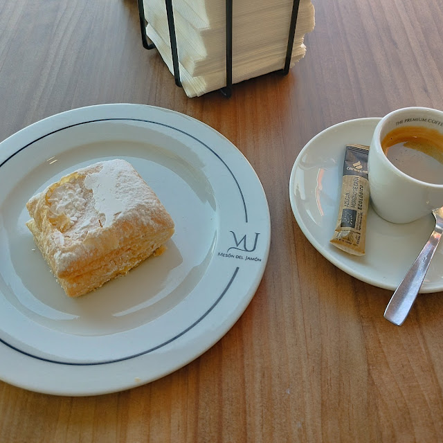 Miguelito Y Café