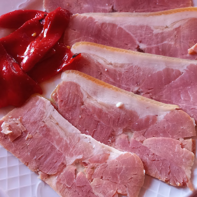 Lacón Con Pimientos