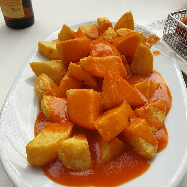 Bravas
