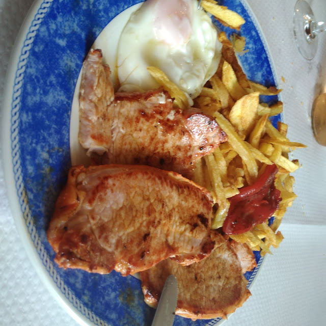 Lomo Con Patatas Fritas