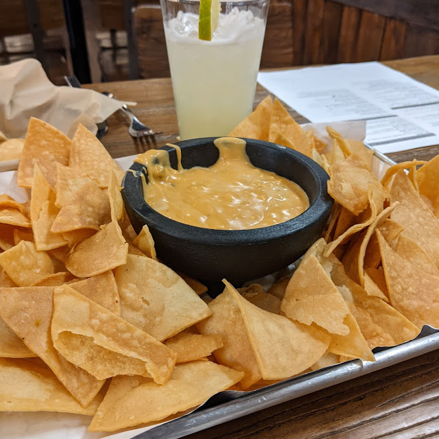 Tortilla Chips w Cheese