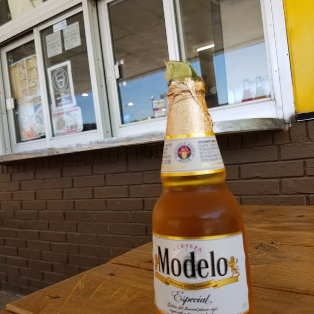 Modelo Especial