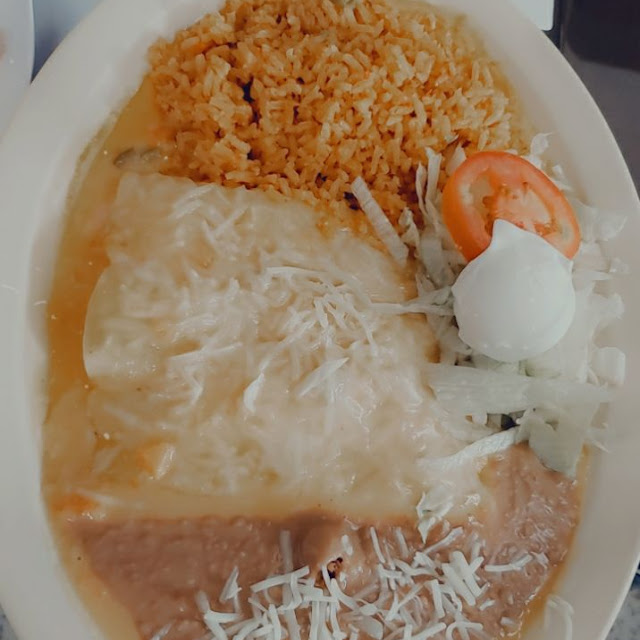 Enchiladas De Queso