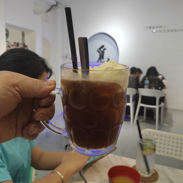 Sarsi Float