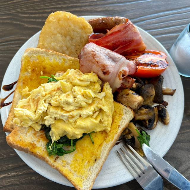 Mia’S Big Breakfast