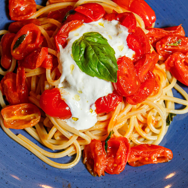 Spaghetti with Tomatoes