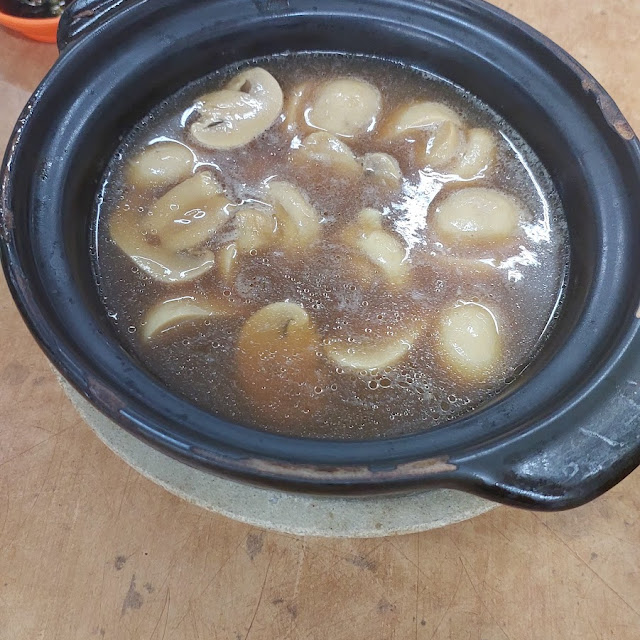 Button Mushrooms