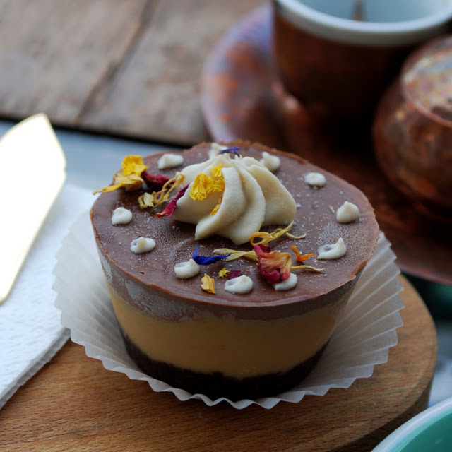 Vegan Chocolate Slice