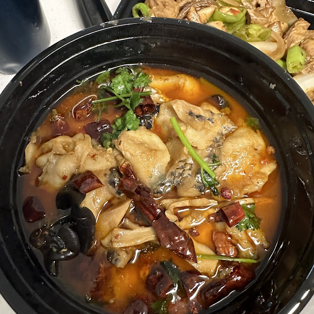 Seefood Mushroom and Tofu Pot