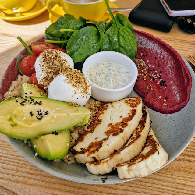 Halloumi Breakfast Bowl