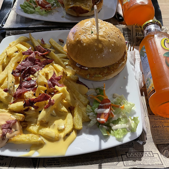Frites Sauce Cheddar