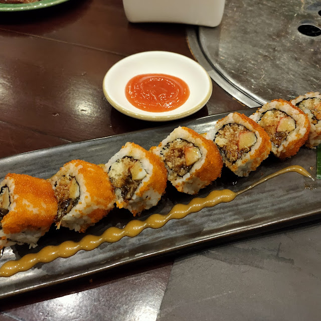 Salmon Crunchy Roll
