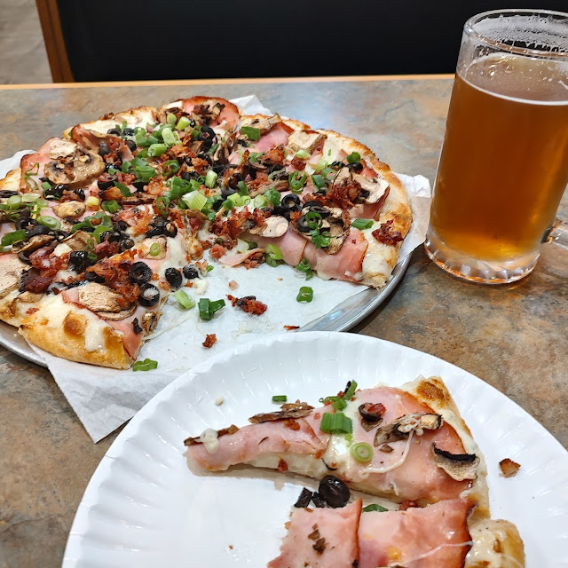 Sizzlin Bacon Classic Pizza